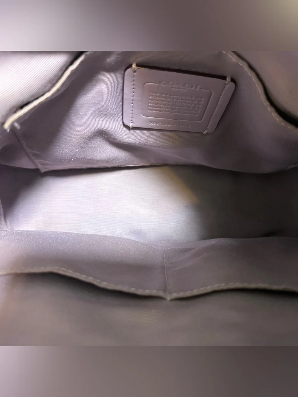 Coach Jes Hobo Shoulder Bag Lilac Purple Pebbled Leather F76695